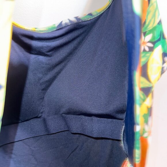 NWT Old Navy Womens Citrus Print One-Piece Swimsuit 4X - Picture 7 of 7